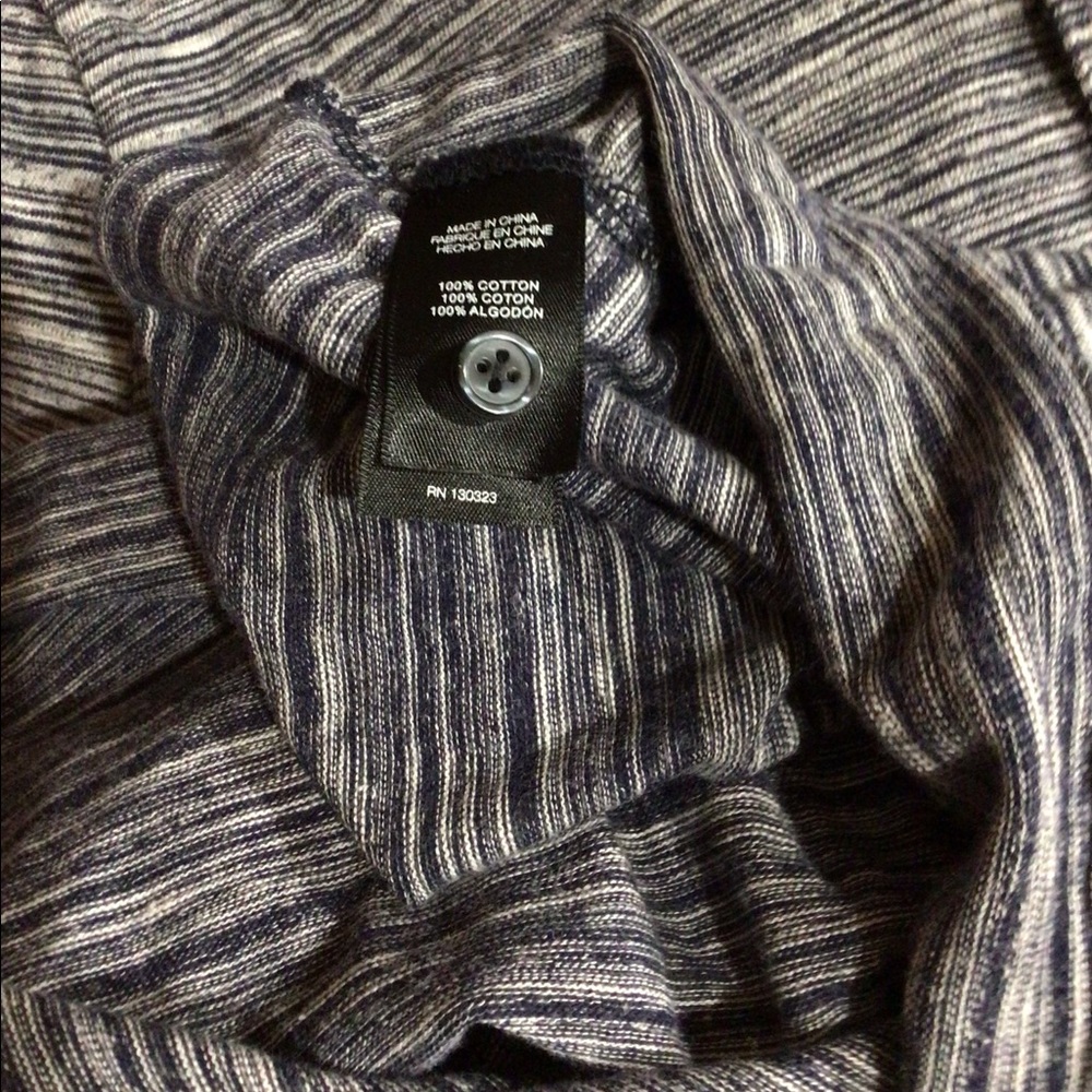 Kenneth Cole Buttoned Crew - Picture 5 of 5